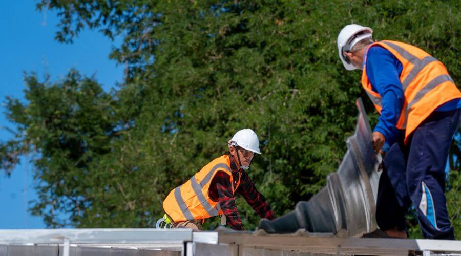 Roof replacement in Whitehorse, SD